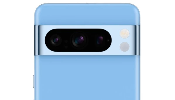  Die Hauptkamera auf der Rückseite des Google Pixel 8 Pro
