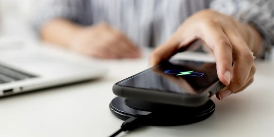 Handy kabellos laden: Die besten Qi-Smartphones
