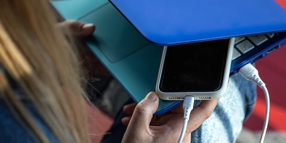  Welches iPhone hat den besten Akku?
