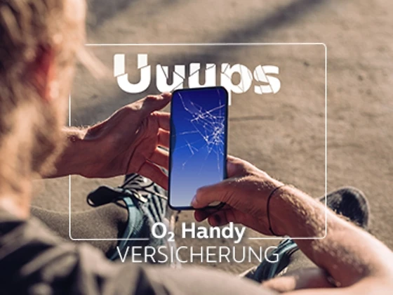  Mann mit kaputtem Handy
